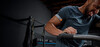 白色/灰色 Amazfit Helio Armband（图片来源：Amazfit）