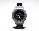 卡西欧 G-Shock x Ron Herman 合作款（如图）采用黑灰配色。(图片来源：Ron Herman）