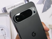 9 Pro XL。(来源：JerryRigEverything）