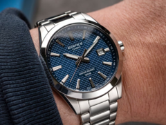 卡西欧的 Edifice EFV-160D 手表（图为 EFV-160D-2AV）现已在英国上市。(图片来源：卡西欧）