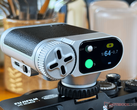 富士X100VI上的Viltrox Vintage Z1 Pro镜头