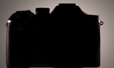 索尼RX10 V的外形与众不同……