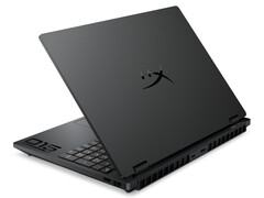 HyperX Omen 15 重量介于 2.2 千克和 2.3 千克之间,具体取决于所选型号。(图片来源:惠普)