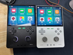 TrimUI Brick Pro 运行Android 而不是 Linux。