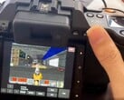 得益于固件修改,Hasselblad X2D 现在也能玩 Doom 了。