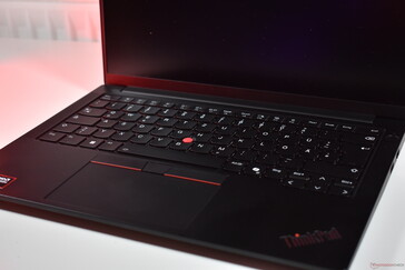 联想 ThinkPad E14 第 7 代：键盘