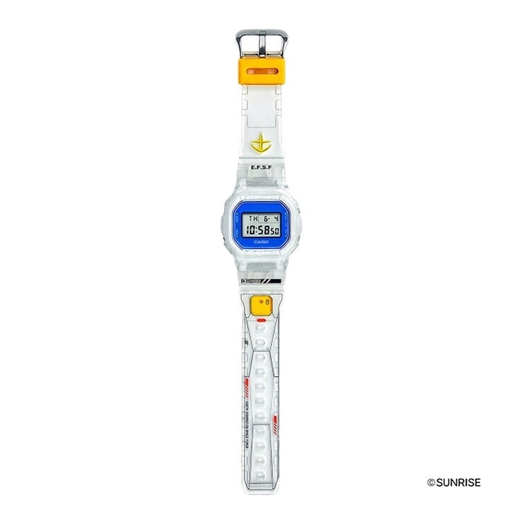 卡西欧 G-Shock x 机动战士高达 DW-5600 展示