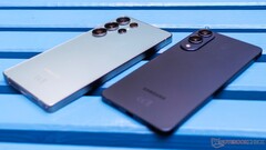 Galaxy S25 Edge（如图）的继任者将配备全新的 5000 万像素超广角摄像头。(图片来源：Notebookcheck）