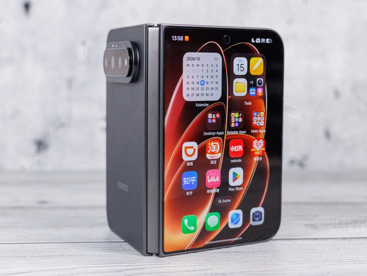 Xiaomi 18 Fold 评测。测试设备由 TradingShenzhen 提供。