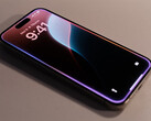 iPhone 16 Pro 使用传统的 OLED 显示屏，与 iPad Pro 的同类产品不同。(图片来源：Appshunter.io 和 Unsplash）