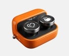 Boox 推出了一款新颜色的 Tappy 蓝牙翻页器,名为柑橘色。