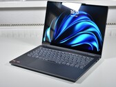 强劲的 AMD Zen5 CPU，配备手写笔和 OLED，价格低廉：联想 IdeaPad 5 2 合 1 14AKP10 笔记本电脑评测