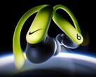Powerbeats Pro 2 - Nike 特别版的每个耳塞上都有 Beats 和 Nike 的标志。