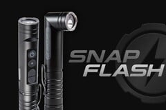 SnapFlash 无线检测相机的旋转头上集成了一个手电筒。