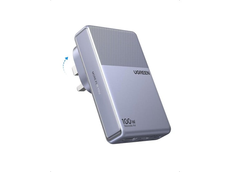 Ugreen Nexode Air Slim 100W 配备可折叠的英国插头