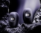 KEF LS Luxe 配备了一个 165 毫米的同轴驱动单元。