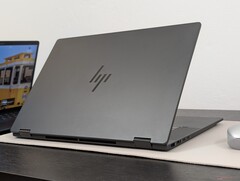 与直接竞争对手相比，惠普 OmniBook X Flip 16 做了很多正确的事情（图片来源：Notebookcheck）