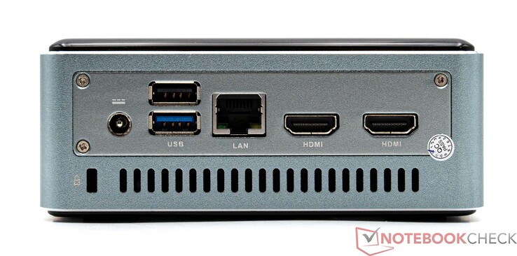 后部，网络端口（19 V；4.74 A），1 个 USB 3.2，1 个 USB 2.0，2.5G LAN，2 个 HDMI 2.0
