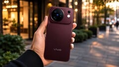 今年,vivo将普通的X500升级为专业级相机旗舰机型。