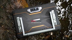 更多 RT8 预告照片。(来源：Oukitel via GSMArena）