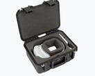 SKB 案例发布 iSeriesApple Vision Pro 案例，保护昂贵的Apple Vision Pro 耳机免受损坏和盗窃。(来源：SKB 案例)