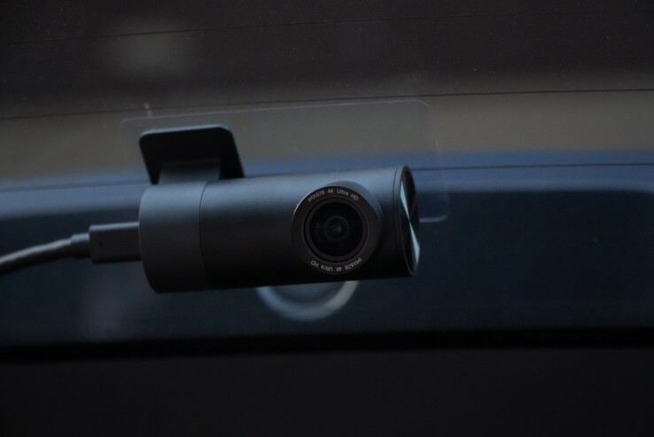 70mai 4K T800 后置摄像头能以每秒 30 帧的速度拍摄 3840 x 2160p 4K 视频(图片来源:Abhinav Fating/Notebookcheck)