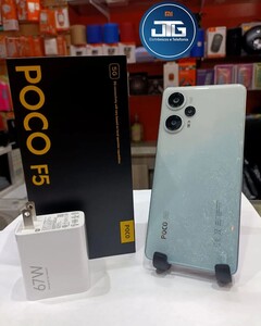 Poco F5的真面目。(来源：JTG Electronicos)