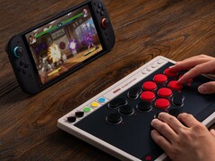 连接任天堂 Switch 2 的 8BitDo Arcade 控制器(图片来源:8BitDo)