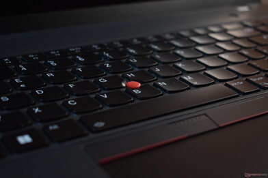 联想 ThinkPad T16 Gen 2：TrackPoint