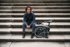 Brompton Electric T Line 采用可折叠设计（图片来源：Brompton）