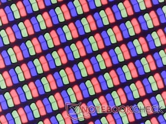 夏普RGB子像素阵列。尽管有光泽的覆盖层，但该显示屏不是触摸屏
