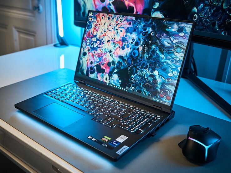 联想Legion Pro 7 16 联想Legion Pro 7 16