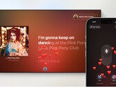 Apple 使用 tvOS 26，装有 iPhone 的电视变成卡拉 OK 机。(图片来源： )Apple