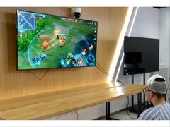 19 岁的患者使用中国的 BCI 玩复杂的游戏。(图片来源：IT 之家）