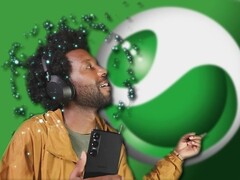 索尼 Walkman W 系列手机于 2005 年以索尼爱立信品牌推出。(图片来源：索尼 - 已编辑）