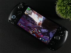 GPD Win 5 在 Indiegogo 上的起价为 1,448 美元。图:运行《边陲 4》的游戏掌机(图片来源:ETA Prime)