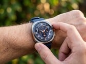 有部分用户反映，2024年和2025年款的Galaxy Watch Ultra存在表盘和表圈问题。