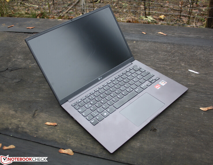LG Ultra PC 14 (2022) - 看起来与克14相似 LG Ultra PC 14 (2022) - 看起来与克14相似