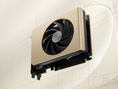 微星GeForce RTX 5050 Inspire ITX采用优雅的金色设计（图片来源：微星）