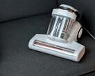 JIGOO J300 尘螨吸尘器（配备尘螨传感器）实测：拍打滚筒、紫外线灯和加热功能共同对抗尘螨