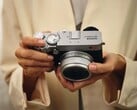 像 Fujifilm GFX100RF 这样的相机很快就会配备更大容量的电池。