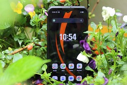 回顾：Oukitel WP35。评测设备由 Oukitel 提供。