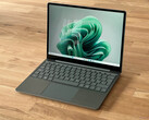 微软 Surface Laptop 3 配备英特尔 Alder Lake 处理器、最高 16GB 内存和非背光键盘。