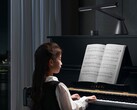 小米米家智能钢琴灯可以跟踪你的练习时间。(图片来源：小米)