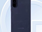 三星Galaxy A56 外观上调整了以往Galaxy A 设备孤立的三摄像头设计。(图片来源：TENAA）