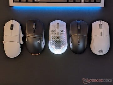 Orbital Pathfinder、Glorious Model D3 Wireless、Aerox 3 Wireless Gen 2、NZXT Lift Elite、SteelSeries Rival 3 Wireless Gen 2(从左到右)。