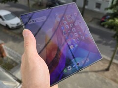 测试中的 vivo X Fold 5(图片来源:Marcus Herbrich)