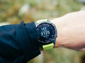 现代 Garmin 智能手表还支持通过卫星进行紧急呼叫
