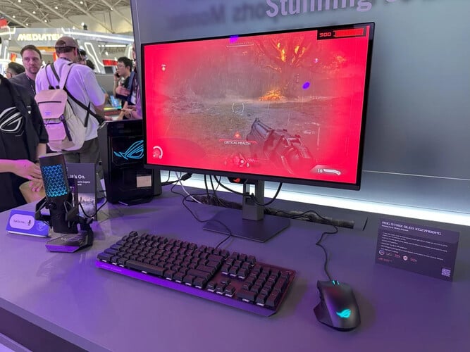 华硕 ROG Strix OLED XG27AQDPG 亮相 2025 台北国际电脑展。(图片来源：TFTCentral）