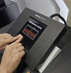 正在运行的三星传感器OLED显示屏。(来源:三星显示器)